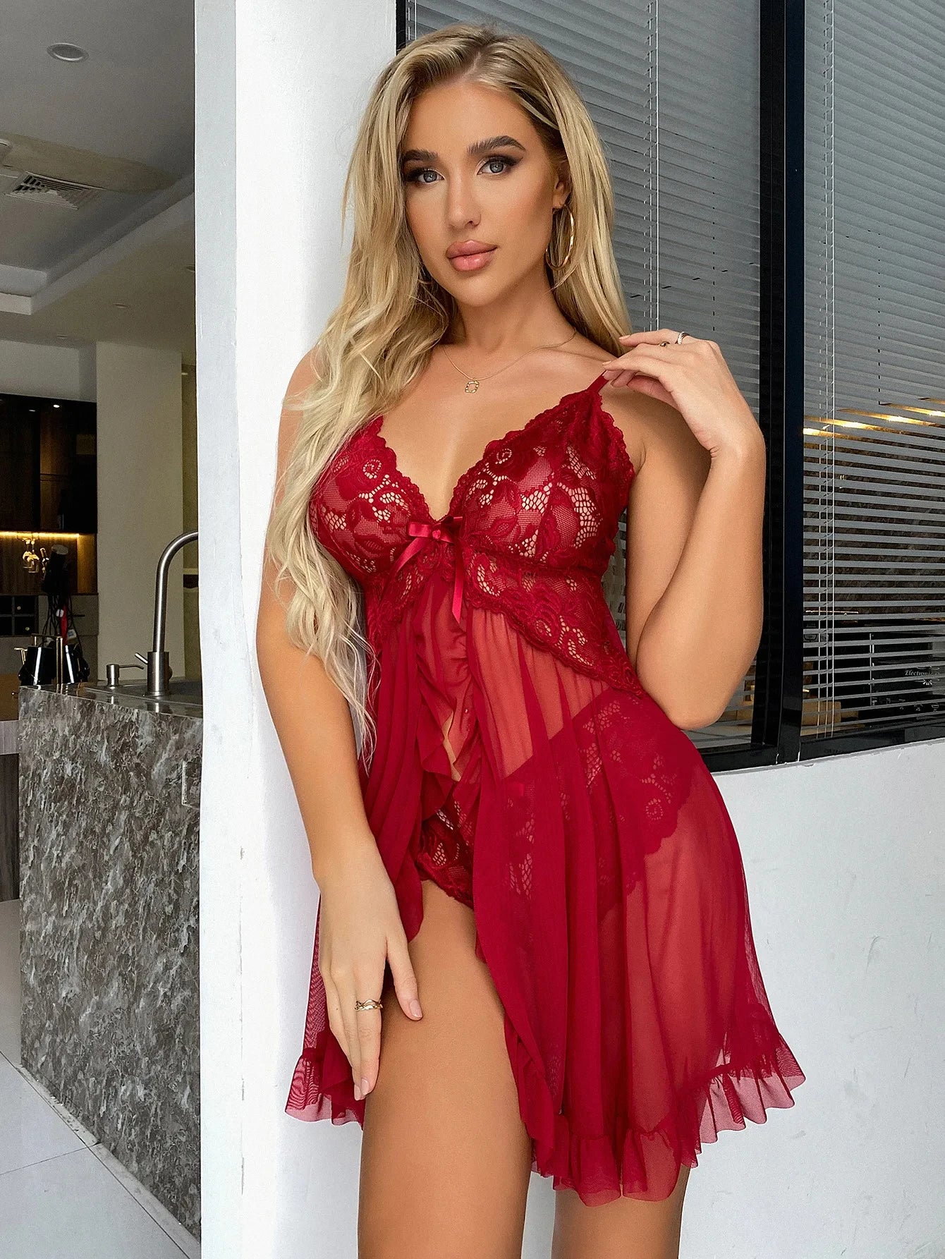 Ensemble Lingerie Dentelle Transparente — Nuisette & Culotte Sexy