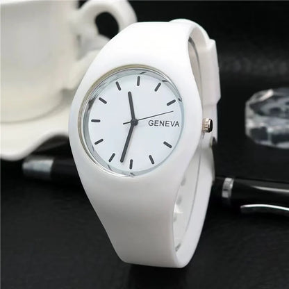 Montre Enfant Quartz UTHAI CQ07 — Bracelet Silicone, Cadran Rond 36mm, 6 Coloris, Garçon & Fille