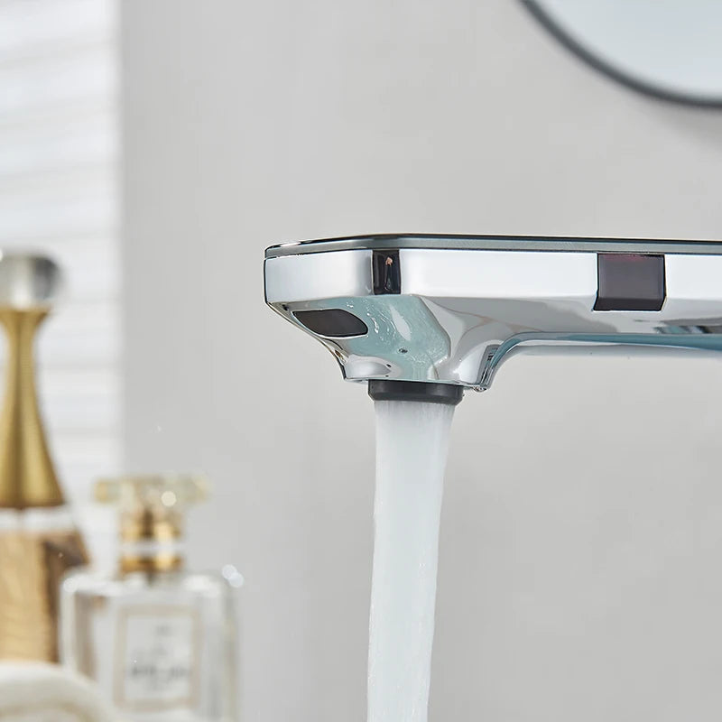 Robinet Capteur Sans Contact — Affichage Numérique de Température | TechNova X