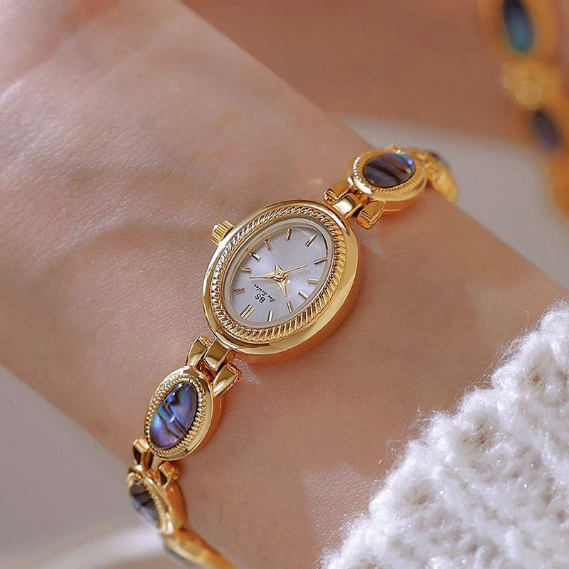 Femmes élégantes Bracelet montres conception Unique mode dames montres pour femme horloge Quartz montres haut de gamme de luxe