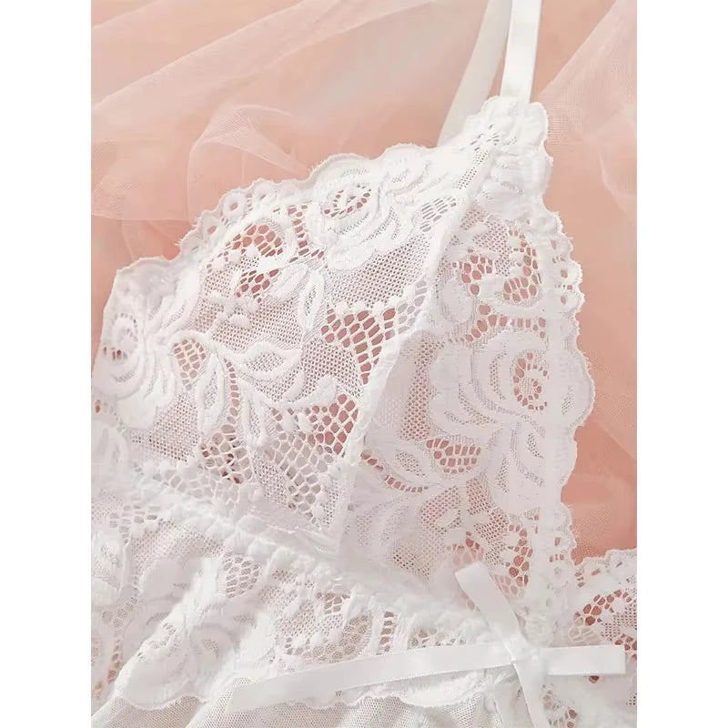 Ensemble Lingerie Dentelle Transparente — Nuisette & Culotte Sexy