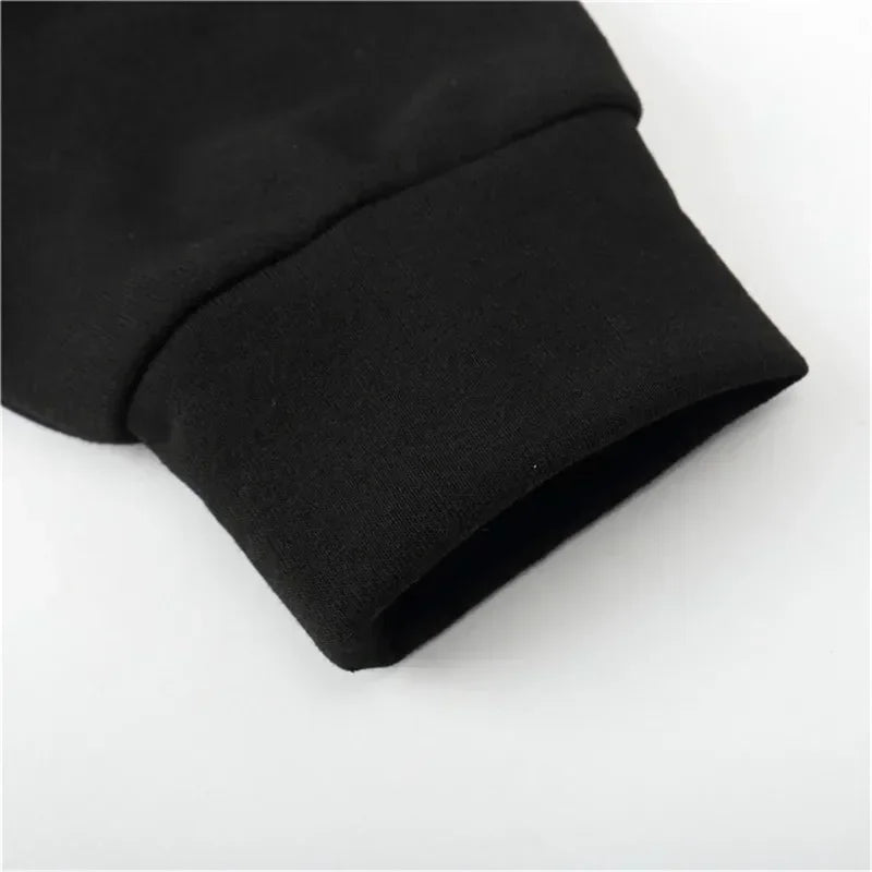 Sweat-shirt Unisexe Col Rond — Imprimé Logo | Coton & Polyester Respirant | Coupe Ample | 8 Coloris | S–XXXL