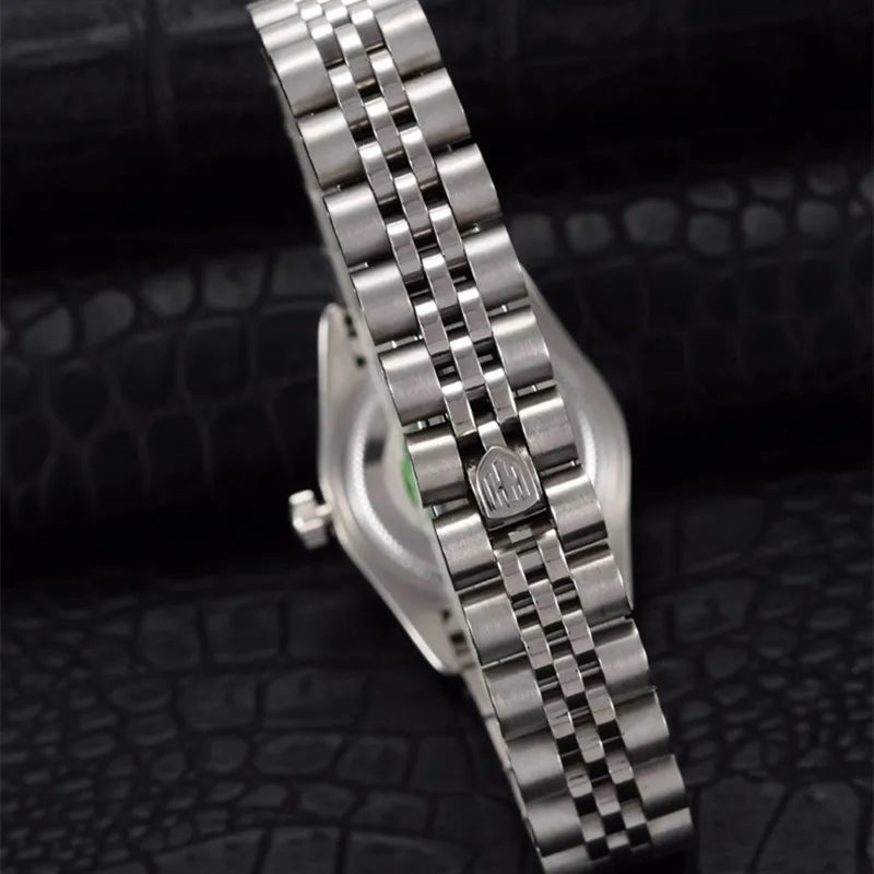 Montre Femme Luxe Diamant — Quartz Acier Inoxydable, Étanche 5 ATM