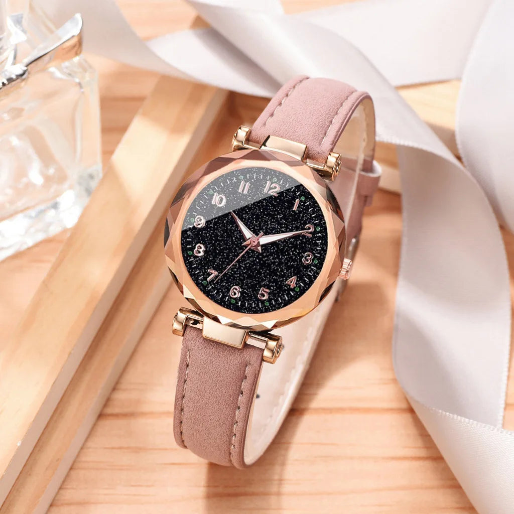 Montre Femme Quartz Légère Rétro S04065 — Bracelet PU 20mm, Chiffres Arabes, Style Artistique, 7 Coloris