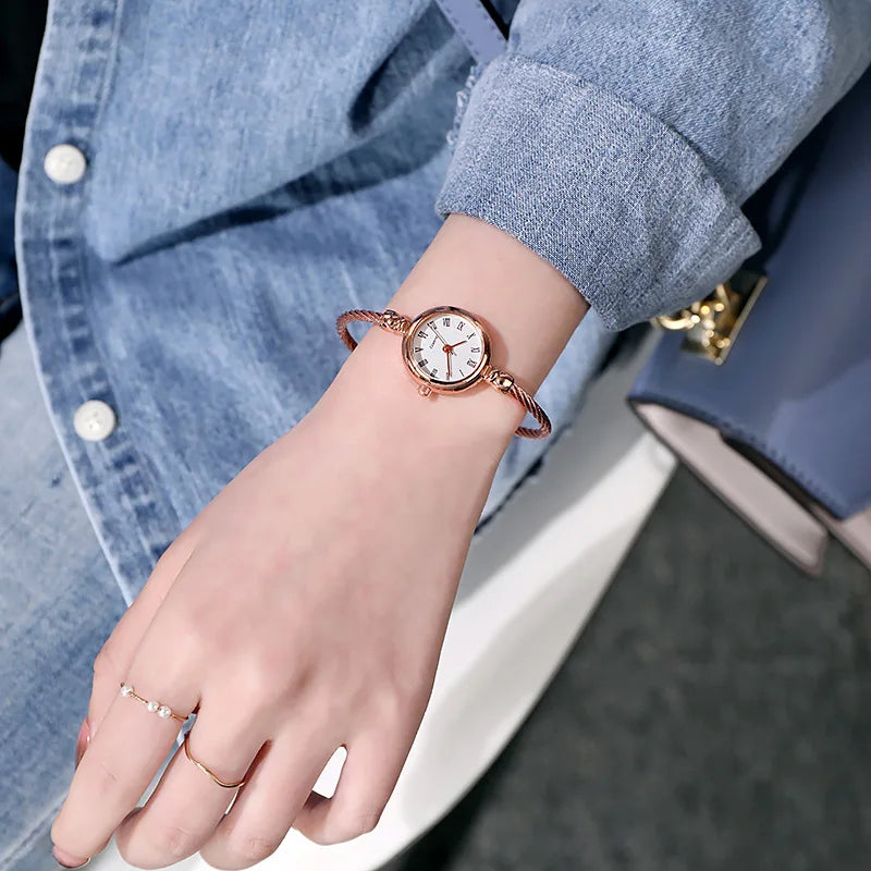 Montre Bracelet Jonc Femme Quartz YIKAZE — Acier Inoxydable, Style Rétro Luxe, 14 Coloris