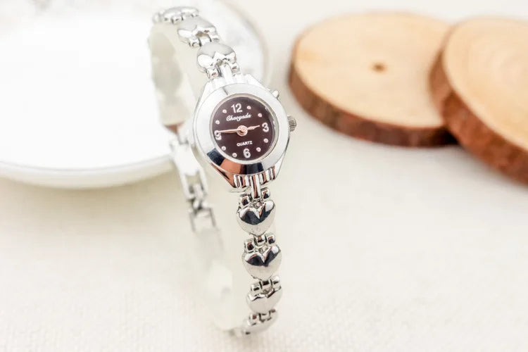 Montre Femme Quartz Rétro Chiffres Romains MOONBIFFY — Bracelet Acier Inox, Style Vintage Luxe, 11 Coloris