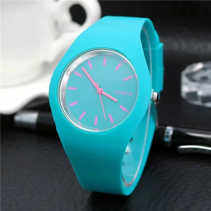 Montre Enfant Quartz UTHAI CQ07 — Bracelet Silicone, Cadran Rond 36mm, 6 Coloris, Garçon & Fille